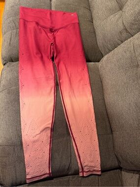 PINK Victoria's Secret Ombre Rose-to-Blush Leggings